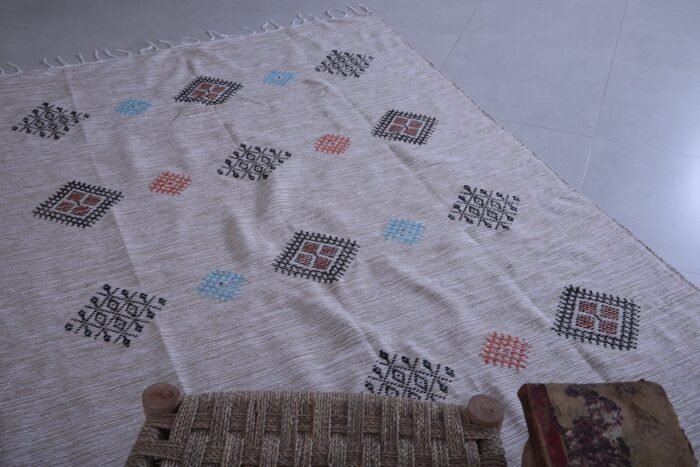Handwoven Moroccan Rug – Cream with Multicolor Diamonds - Image 5