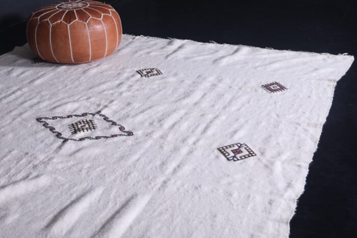 Moroccan Kilim Rug  - Vintage Wool Berber Rug - Image 7