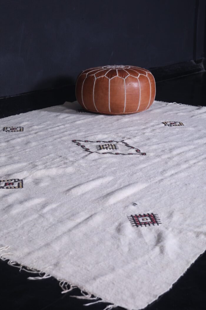 Moroccan Kilim Rug  - Vintage Wool Berber Rug - Image 6