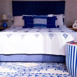 Handwoven Moroccan Blanket – Embroidered Boho Throw - Image 4