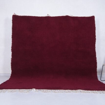 Handmade Moroccan burgundy rug crafted with 100% natural lamb wool, featuring rich deep red tones and traditional Berber Beni Ourain patterns—ideal for luxury interiors, boho decor, or minimalist living spaces. Amazing moroccan rug burgundy - Handmade custom rug - Berber rug - Moroccan berber rug - Moroccan area rug - Morocco rug - Beni ourain rug
