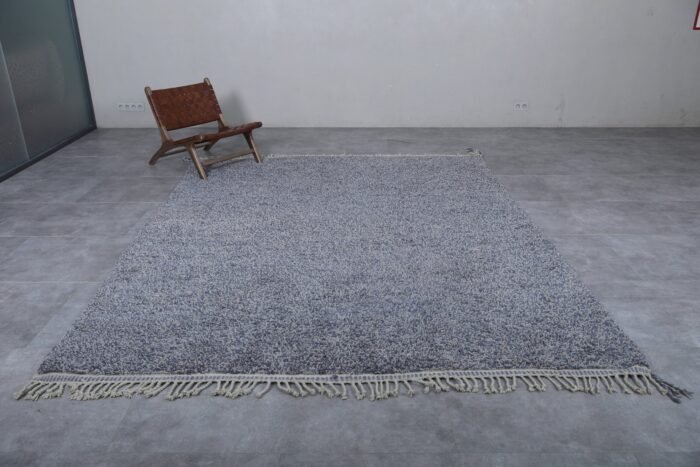 charcoal gray Beni Ourain rug, made from 100% wool, highlighting fine craftsmanship and timeless style.