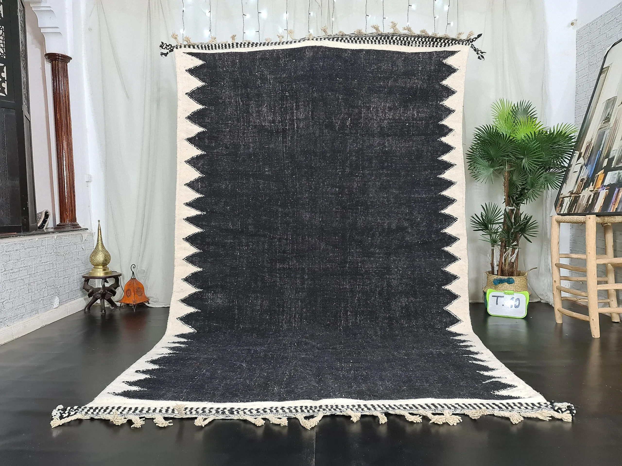 Flatwoven texture of a traditional Zanafi rug