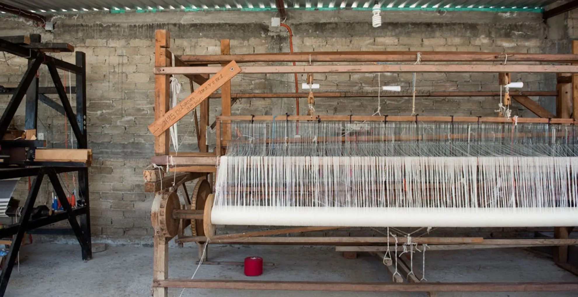 Handmade Moroccan Berber textile by BERBERTHEME